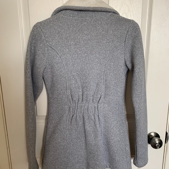 North Face Gray Cinched Zip Jacket - Picture 4 of 5